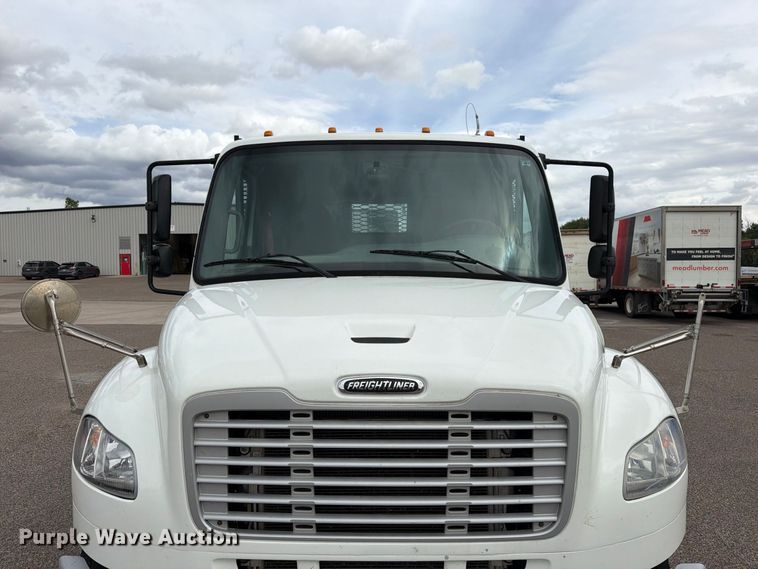 image for item ED0067 2014 Freightliner M2 flatbed truck