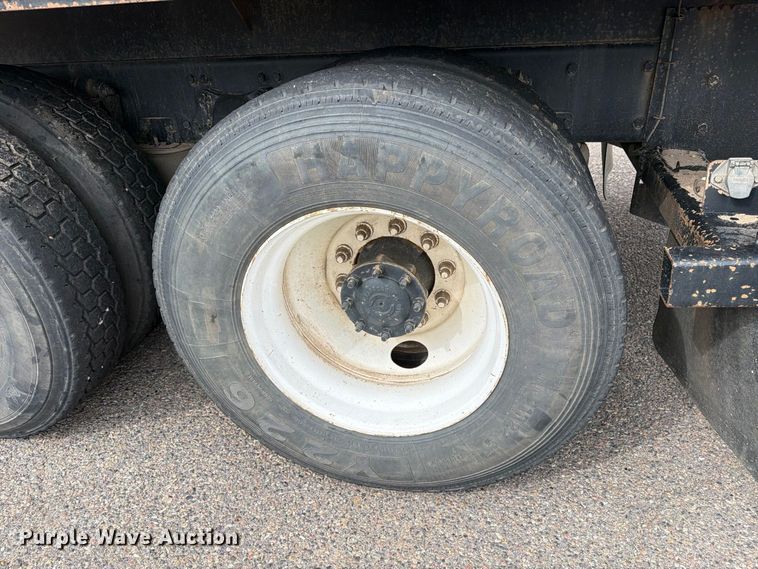 image for item ED0067 2014 Freightliner M2 flatbed truck