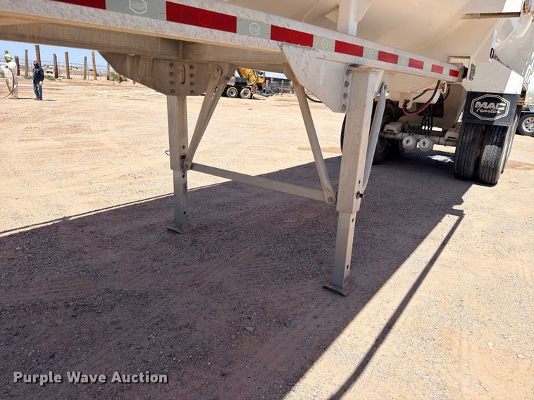 image for item ED5485 2017 Mac end dump trailer