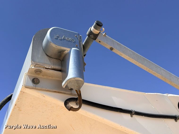 image for item ED5485 2017 Mac end dump trailer