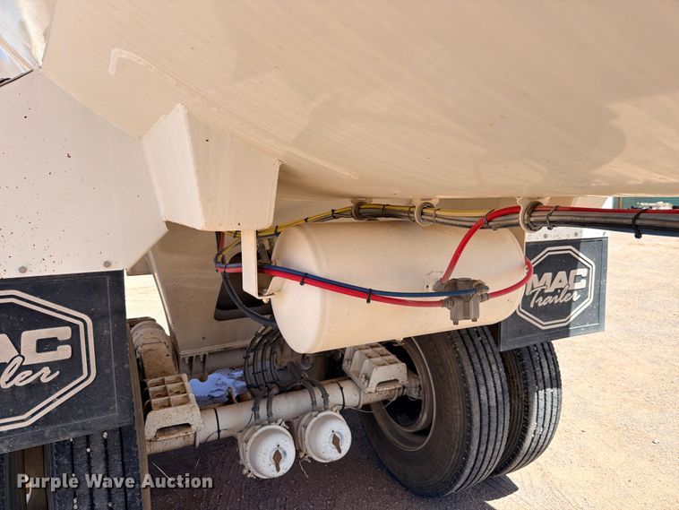 image for item ED5485 2017 Mac end dump trailer