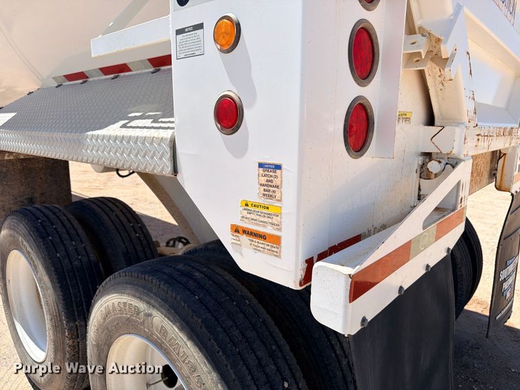 image for item ED5485 2017 Mac end dump trailer