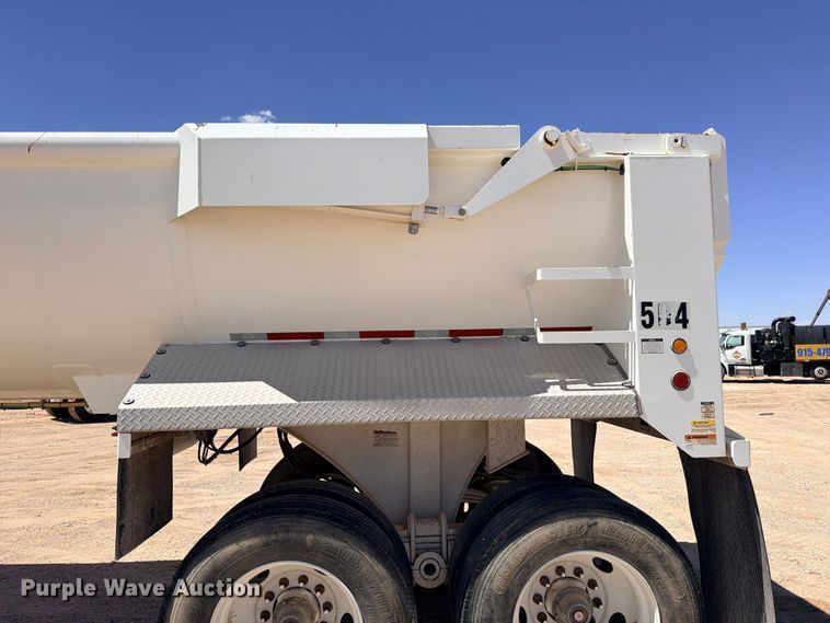 image for item ED5485 2017 Mac end dump trailer