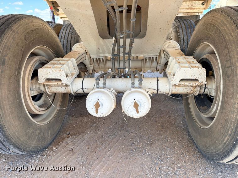 image for item ED5485 2017 Mac end dump trailer
