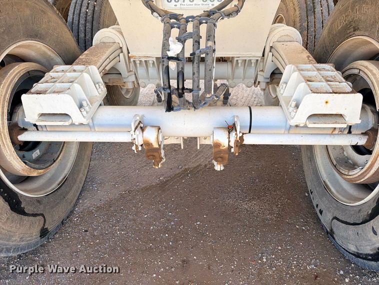 image for item ED5485 2017 Mac end dump trailer