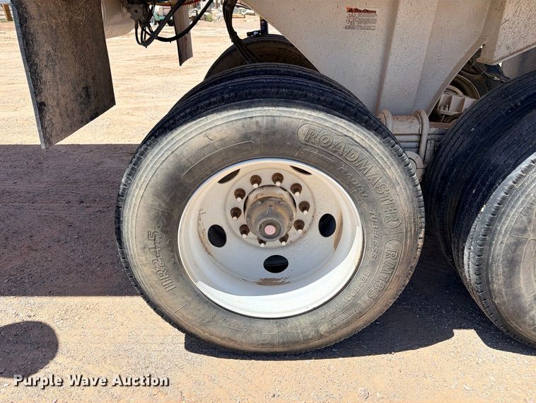 image for item ED5485 2017 Mac end dump trailer