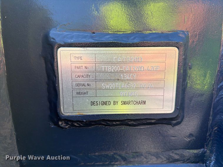 image for item EF1370 Smartcharm CAT320D excavator bucket