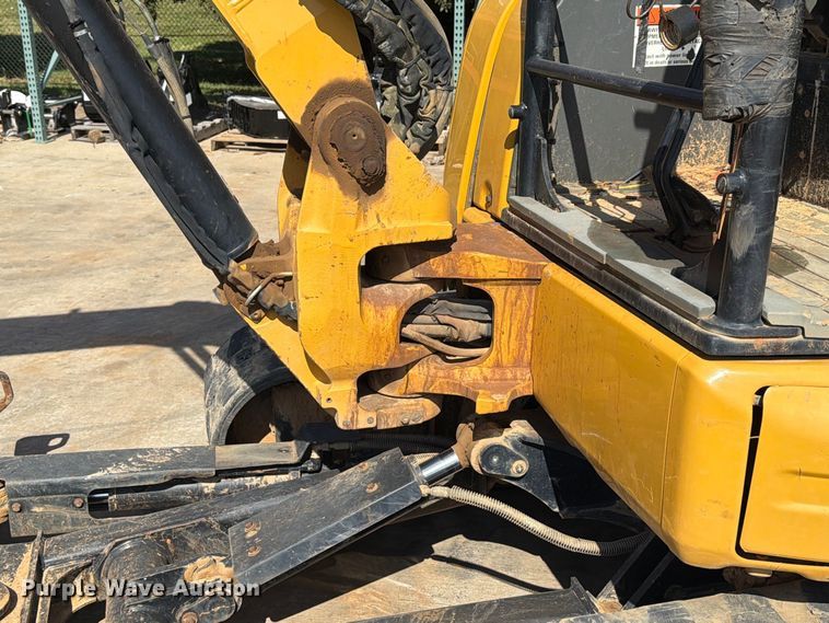 image for item EF1404 2019 Caterpillar 305E2 CR mini excavator