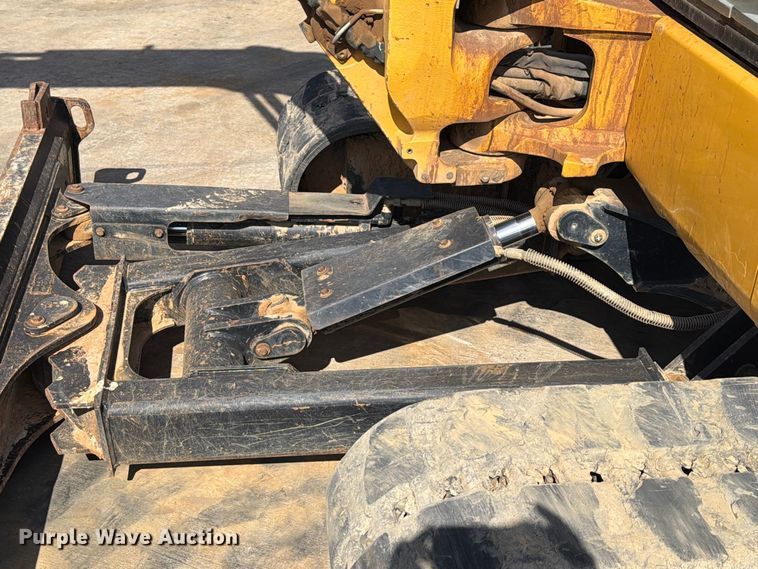 image for item EF1404 2019 Caterpillar 305E2 CR mini excavator
