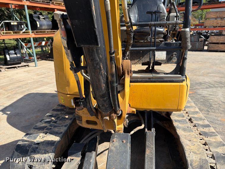 image for item EF1404 2019 Caterpillar 305E2 CR mini excavator