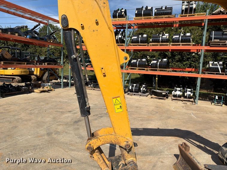 image for item EF1404 2019 Caterpillar 305E2 CR mini excavator