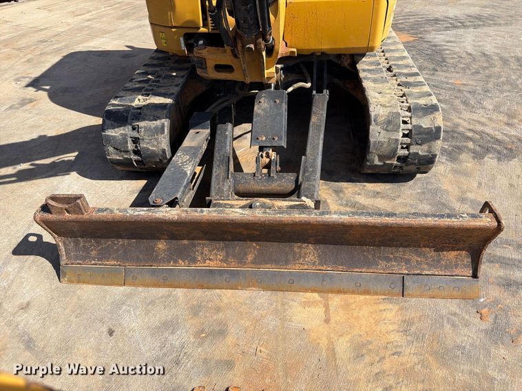 image for item EF1404 2019 Caterpillar 305E2 CR mini excavator