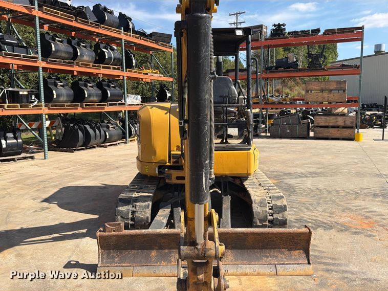 image for item EF1404 2019 Caterpillar 305E2 CR mini excavator