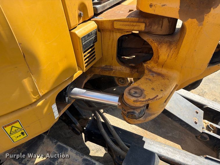 image for item EF1404 2019 Caterpillar 305E2 CR mini excavator