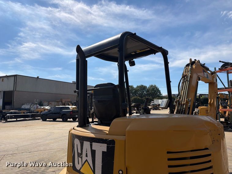 image for item EF1404 2019 Caterpillar 305E2 CR mini excavator