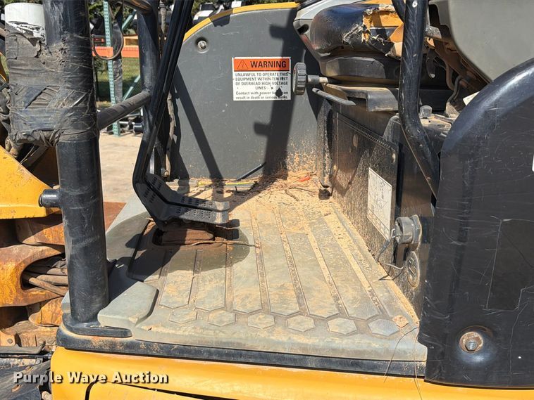 image for item EF1404 2019 Caterpillar 305E2 CR mini excavator