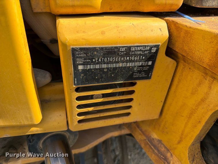 image for item EF1404 2019 Caterpillar 305E2 CR mini excavator