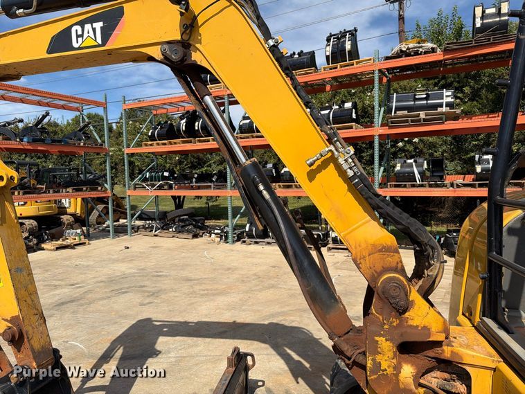 image for item EF1405 2019 Caterpillar 305E2 CR mini excavator