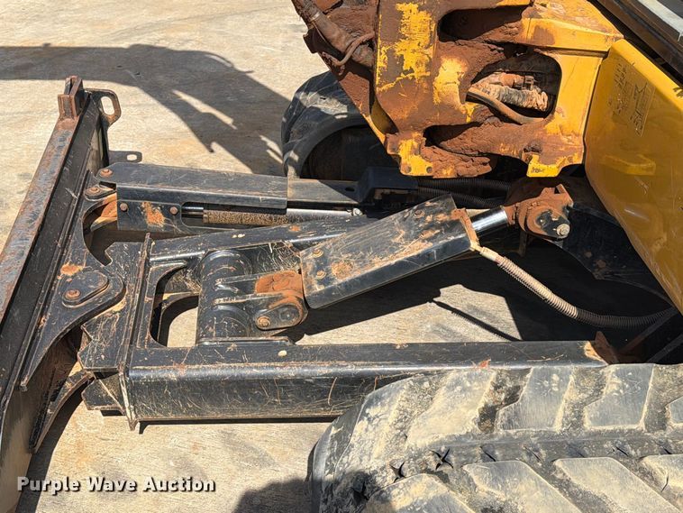 image for item EF1405 2019 Caterpillar 305E2 CR mini excavator