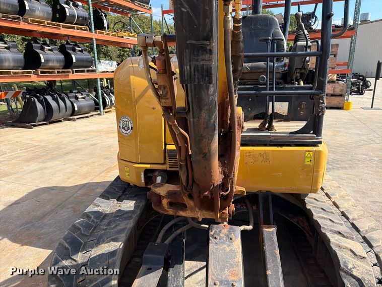 image for item EF1405 2019 Caterpillar 305E2 CR mini excavator