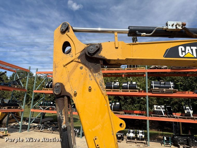 image for item EF1405 2019 Caterpillar 305E2 CR mini excavator