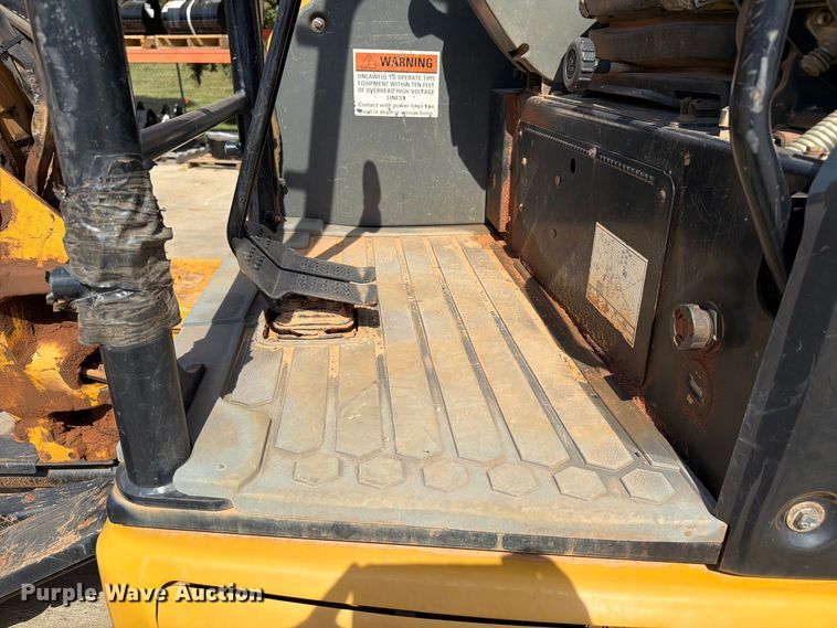 image for item EF1405 2019 Caterpillar 305E2 CR mini excavator