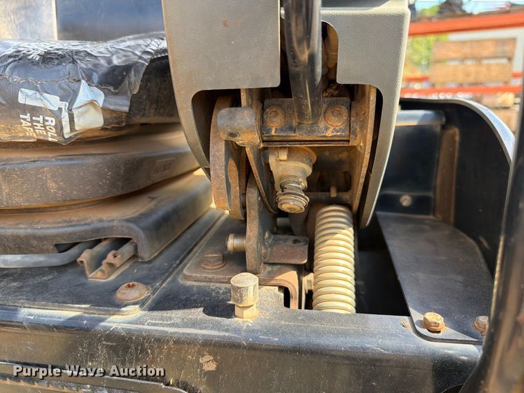 image for item EF1405 2019 Caterpillar 305E2 CR mini excavator