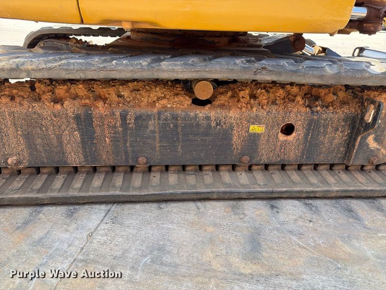 image for item EF1405 2019 Caterpillar 305E2 CR mini excavator