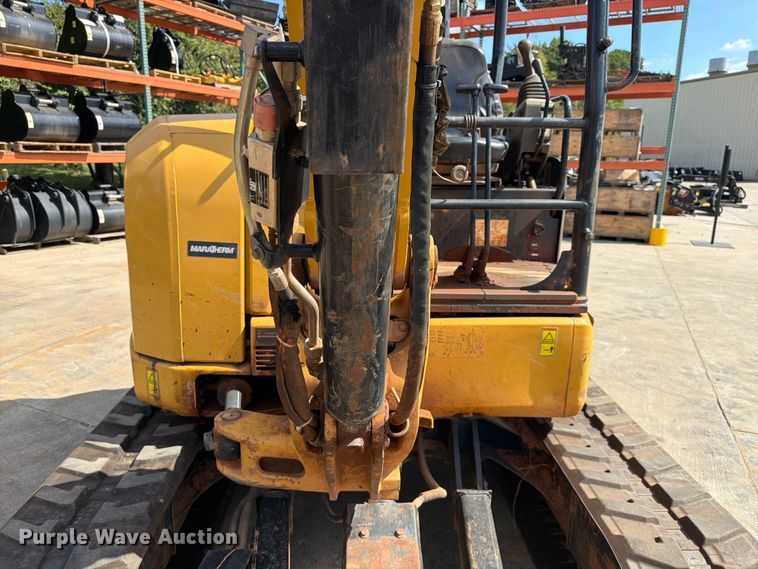image for item EF1406 2019 Caterpillar 305E2 CR mini excavator