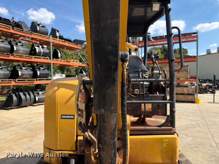 image for item EF1406 2019 Caterpillar 305E2 CR mini excavator