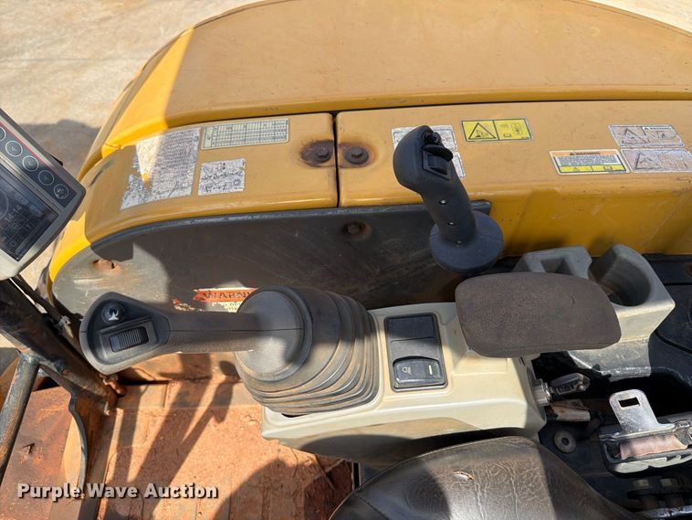 image for item EF1406 2019 Caterpillar 305E2 CR mini excavator