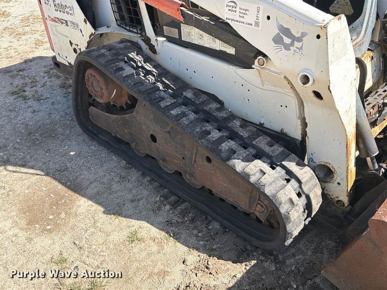 image for item EF1422 2015 Bobcat T590 tracked skid steer loader
