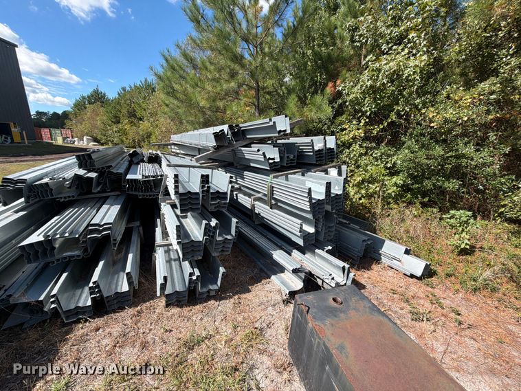 image for item EF1437 Steel decking
