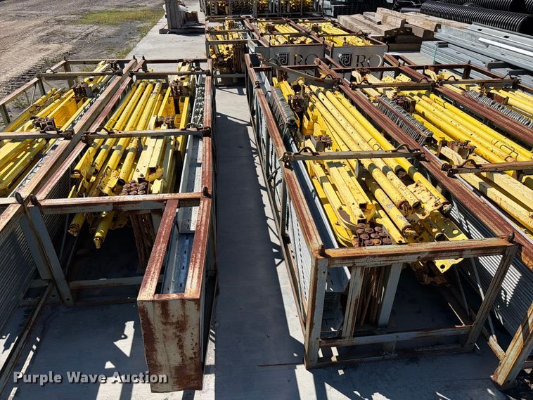 image for item EF1438 Giraffe  wall Bracing