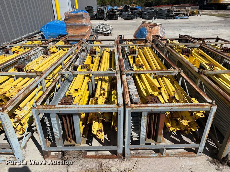 image for item EF1440 Giraffe wall bracing