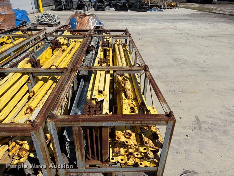image for item EF1440 Giraffe wall bracing