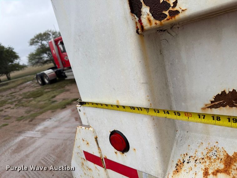 image for item EI7762 1980 Peterbilt 359 dump truck