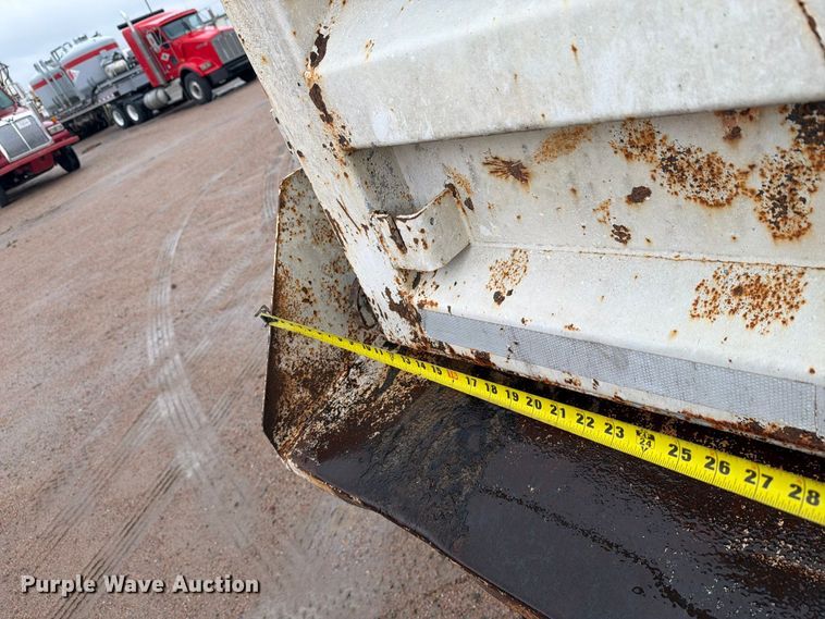 image for item EI7762 1980 Peterbilt 359 dump truck