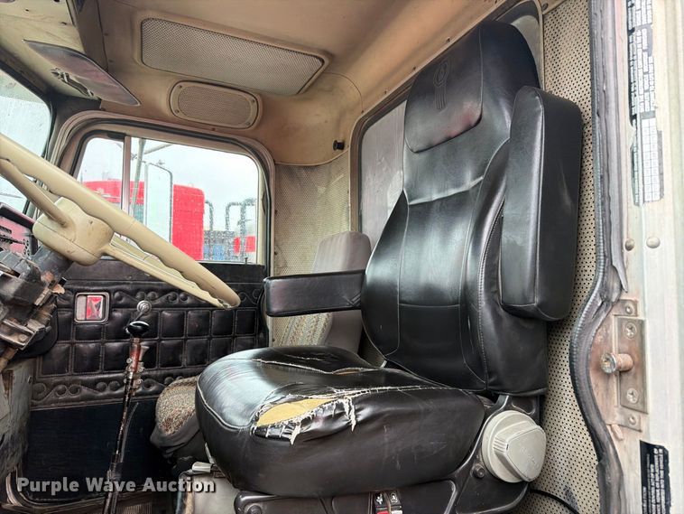 image for item EI7762 1980 Peterbilt 359 dump truck