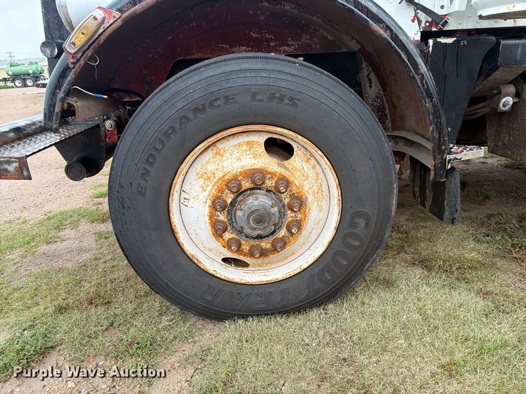 image for item EI7762 1980 Peterbilt 359 dump truck
