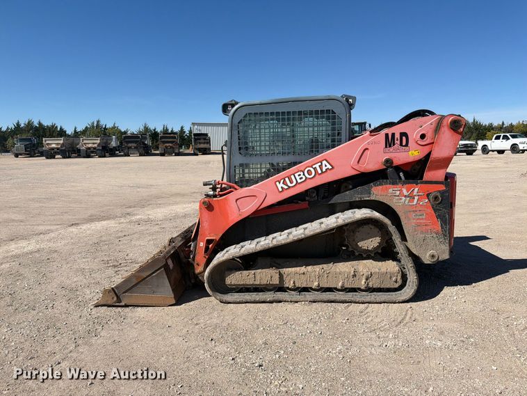 image for item EI7771 Kubota SVL90-2 tracked skid steer loader