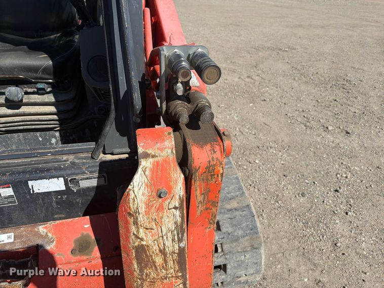 image for item EI7771 Kubota SVL90-2 tracked skid steer loader