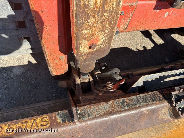 image for item EI7771 Kubota SVL90-2 tracked skid steer loader