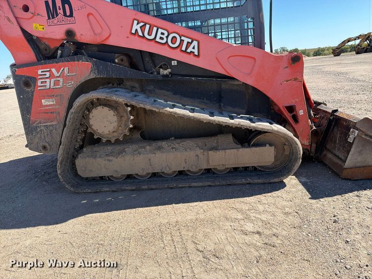 image for item EI7771 Kubota SVL90-2 tracked skid steer loader