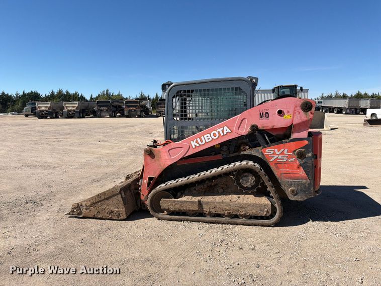 image for item EI7772 2014 Kubota SVL75-2 tracked skid steer loader