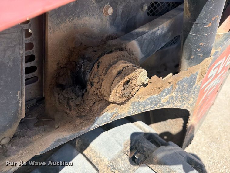 image for item EI7772 2014 Kubota SVL75-2 tracked skid steer loader