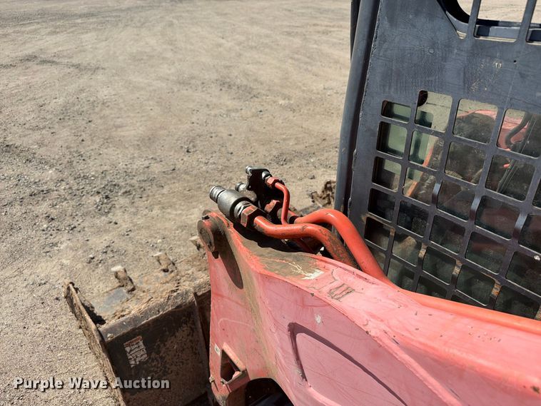 image for item EI7772 2014 Kubota SVL75-2 tracked skid steer loader