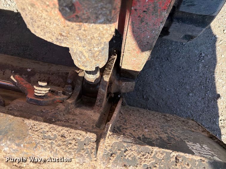 image for item EI7772 2014 Kubota SVL75-2 tracked skid steer loader