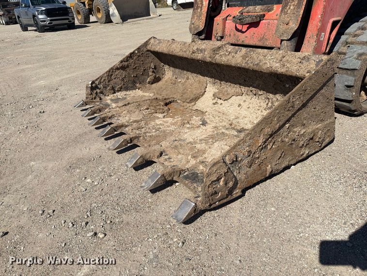 image for item EI7772 2014 Kubota SVL75-2 tracked skid steer loader