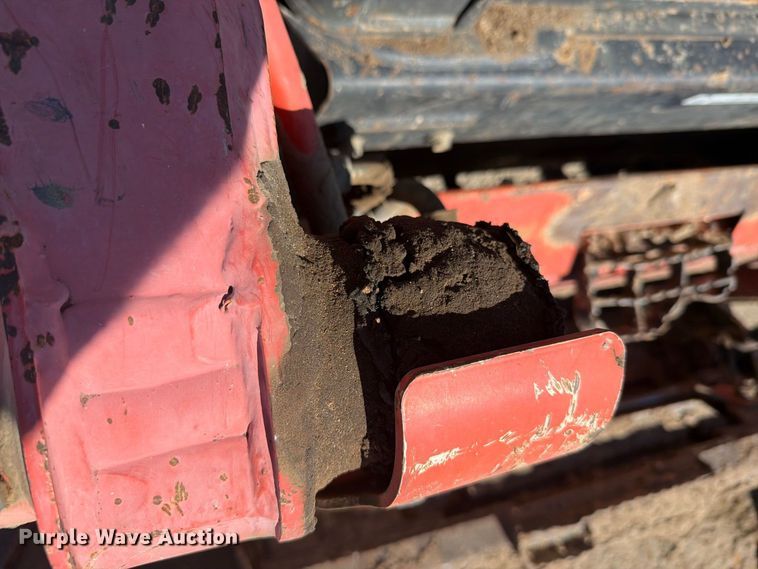 image for item EI7772 2014 Kubota SVL75-2 tracked skid steer loader